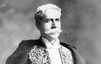 Livro de Aço